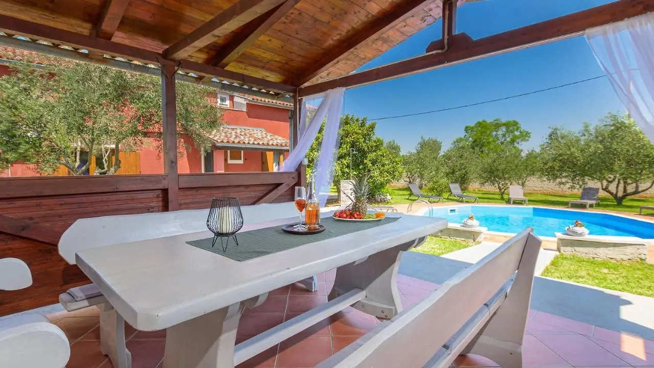 Charming Stone Villa Carla Near The Sea And Town By Wiibuk Pula 0*,  Croatie