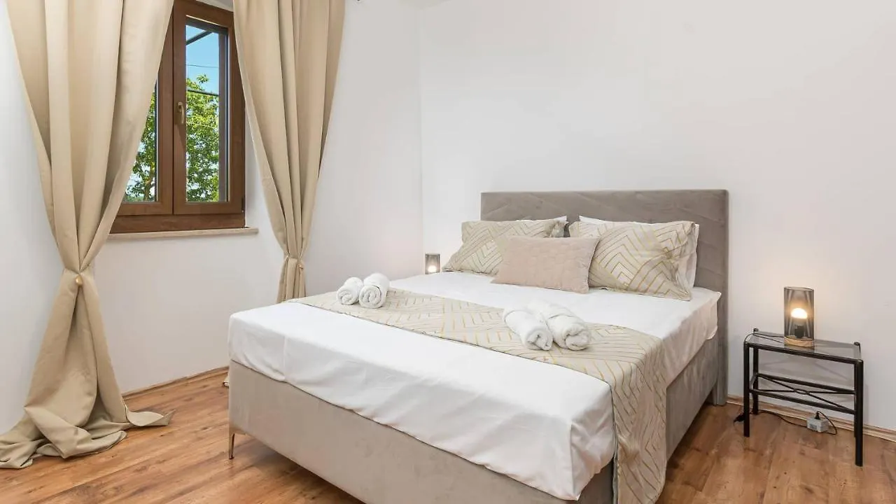 Charming Stone Villa Carla Near The Sea And Town By Wiibuk Pula Croatie